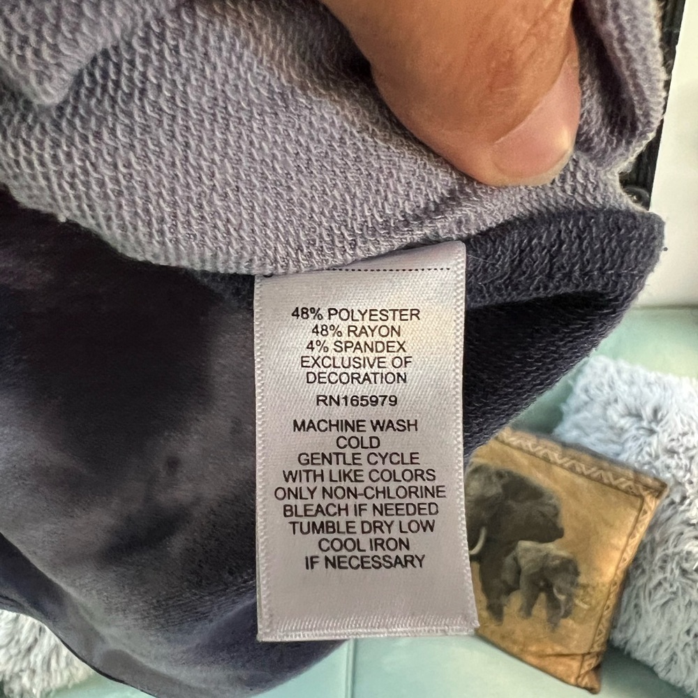 Navy Tie Dyed This Cozy T-shirt by Cupio (size: small) - Picture 4 of 4